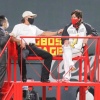 札幌ドームにヒルマン元監督現れるｗｗｗｗｗｗｗｗ