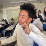 『現代地球人の一日におけるスマホスクロール回数と人格形成の相関関係について〜本とショート動画は紙一重〜(島袋誠太朗)』の画像