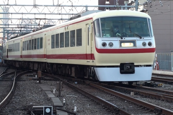 レール Kq倶楽部 池袋駅