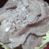 『豚バラ丼・魯肉飯・豚肉の多い食卓』の画像