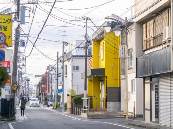 大和市内の小中学校で一番最初に給食がはじまった学校はどこ？【やまとクイズ】