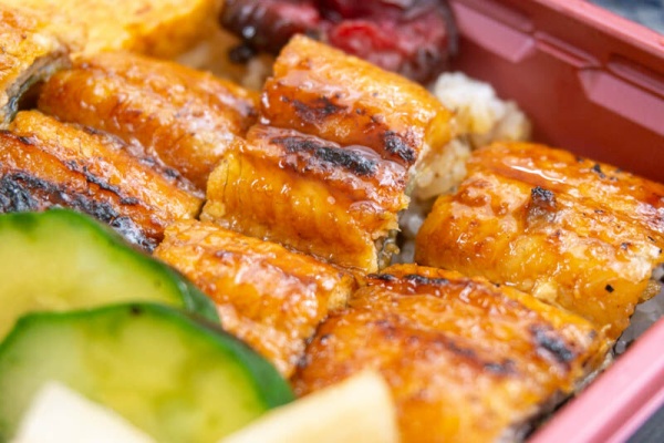 高槻つーしん うなぎ処うな富高槻店