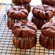 ♡メレンゲなし！カップガトーショコラ♡【#簡単レシピ #時短 #節約 #バレンタイン #バレンタインレシピ 】