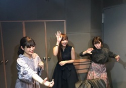 【爆笑】乃木メン３人に”エア送りバント”やらせたらやばいことになっちまった・・・ｗｗｗ