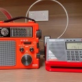 手搖發電的應急收聽機
