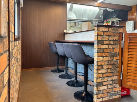 富田丘町に「PEEKABOO TACOS SHOP」ってタコスのお店ができてる