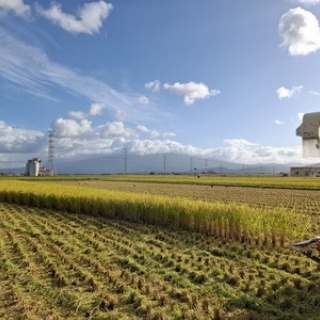 鳥海の麓 「北村くらた農園」より愛を米て。　