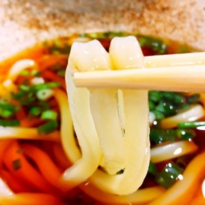 生雲丹の食べ方 ウニ専用醤油を使うべし 高級利尻昆布を熟成させた 島の人 磯吟醸 がおすすめ 食レポ Tumugi