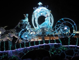 【12年ぶりの東京ディズニーランド最終回】夜は光の魔法✨エレクトリカルパレード＆キャッスルプロジェクション体験レポ♬