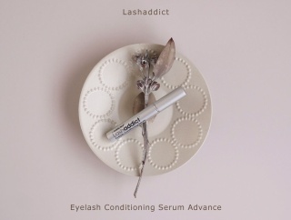 徹底的に結果にこだわる『まつ毛美容液』レビュー！たった1週間で長さが劇的に変わった！-PR-