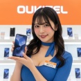 【コスパ画像】なぁ、もうこのスマホ（RAM24GB、ROM256GB、技適あり、きんいろ）でよくないか？？？？？？？？？？？？
