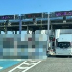 様子がおかしすぎる高速道路の料金所、見つかるｗｗｗｗｗｗ