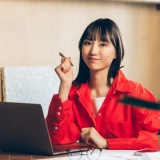 【悲報】赤ちゃん風俗でさんざん赤ちゃんプレイしたオキニの嬢が我が社に入社してきた結果ｗｗｗｗｗｗｗ⇒