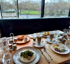 コモ メトロポリタン ロンドン宿泊記２　朝食とスパ