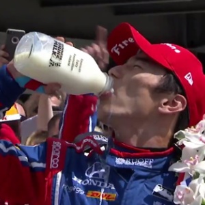 インディ500動画 佐藤琢磨優勝 アロンソはリタイヤ F1通信