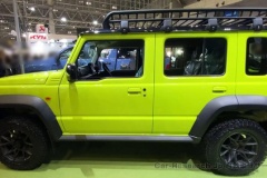 スズキ「ジムニー5ドア」ダイハツのせいで日本発売延期か、予価350万円以上で並行輸入の計画