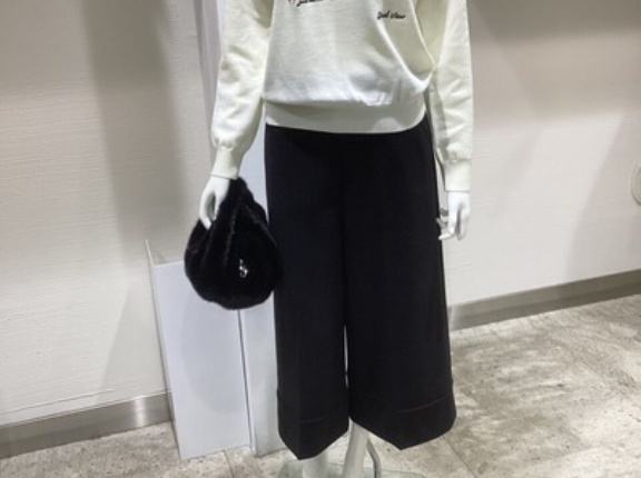 明日からは冬素材の春色ですね💖