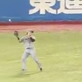 【悲報】レフト前川右京、痛恨のエラーで同点...下村海翔は勝ち投手の権利を得ることなく降板へ