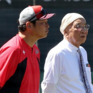 広島】新井貴浩×石井琢朗×シーボルの「伝説の背番号25ユニフォーム