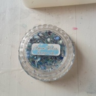 麻婆豆腐の素アレンジが旨すぎた。と、ブルー花びらのハート作りました。