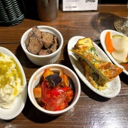 姫路　トマト煮込みカチャトーラ♪《マリアマリア》