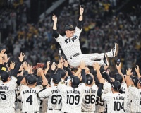 【速報】阪神タイガース、移動日胴上げへ