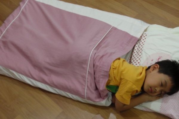 おなかに戻りたい症候群 ばんこくかぞく 雨のち晴れのち たのしいくらし