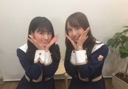 【乃木坂46】大園桃子＆佐藤楓、カメラ目線で決めポーズ可愛すぎるｗｗｗ
