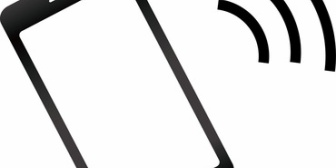 妻がよくちょっかいを出す。遊びたがっているサインなのはわかるけど、ちょっと無視すると、妻は突然「リーン！リーン！」と言い出すんだ。