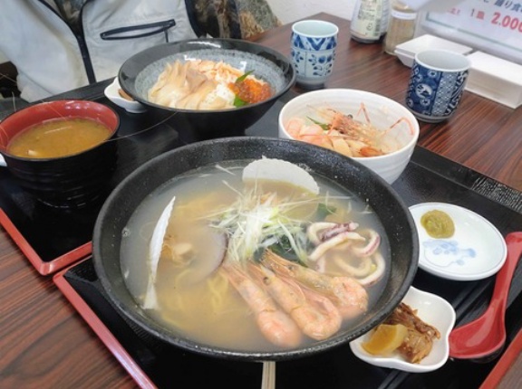 水産会社直営！白老「たっちゃん食堂」で新鮮海鮮ランチ