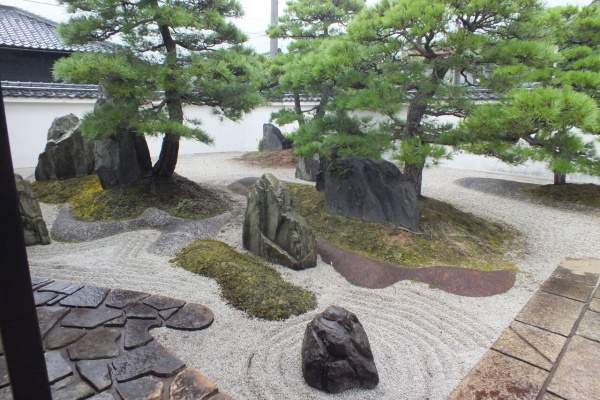 お弁当と散歩の手帳 枯山水