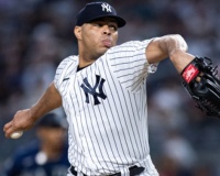 ロッテがヤンキースの凄すぎる選手を獲得！！！←マジで凄くて草