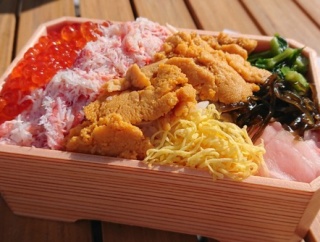 百貨店「物産展やってますー！！」ワイ「おっ？どこのやろ？w」ﾜｸﾜｸ