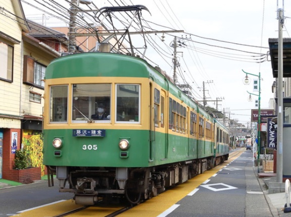 江ノ電の300形はなぜ305Fの1編成だけが残ったのか
