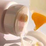 『マナラ　ホットクレンジングゲルは顔も心も磨いてくれます。』の画像