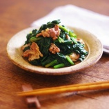 『レンジで★ほうれん草と豚肉の燻製醤油和え【レシピ2437】#お弁当  #ほうれん草 ＃豚こま肉 #燻製しょうゆ #軽井沢いぶる』の画像