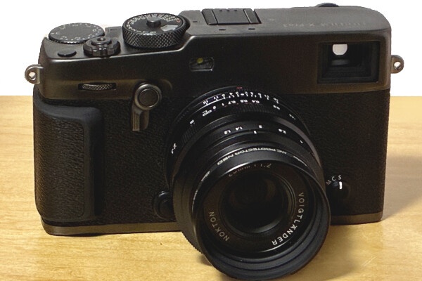 ポッキー⭐️新品級！ショット数3522回♪⭐️Nikon D5300 ダブル