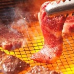 一人で焼肉食べ放題行けるやつおる？ 	