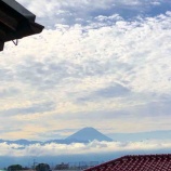 『一歩ずつでも諦めずに前へ。富士山に願いを。』の画像