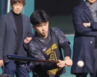 アンチ『立石正広がパーマをかけてる。心配』←これ