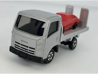 ＡOシリーズは順調に・・・　エルフ車両運搬車