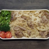 『電子レンジとめんつゆで簡単★豚肉とレンコンの丼弁当【2024/3/29のパートナーの相棒のボリューミーお弁当】【#お弁当】【2028個目】』の画像