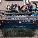 バッテリーの脱着がしにくい「TRF420X」