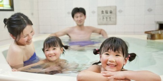 【義実家本当に変】義母「次は日帰り旅行に行って一緒に家族風呂に入りましょう〜」←一緒に入る気満々で本当に理解不能。