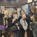 MEDIA, MEDIA VIBESのギタリスト、こーじ隊長(KOJI KIMURA)のソロプロジェクト「SURGE'K」のメンバー様ご来店！