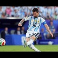 アルゼンチン代表FWメッシ、W杯初戦で圧巻の“ハットトリック”達成にスタジアム熱狂 元ドイツ代表クローゼ氏のW杯最多得点記録に並ぶ