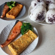 薬が切れそう。と、和紙のラムネ瓶つくりました。