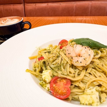 「ビバレーコーヒー」の『トマトとモッツァレラチーズのジェノベーゼ風パスタ』など（大和市つきみ野）【やまとぴグルメ】