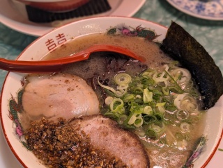 東京駅から徒歩圏内で懐かしのラーメンに出会ってしまった！
