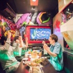 新入りが会社の人達とのカラオケでアニソン歌ったんだがナメてるわ… 	